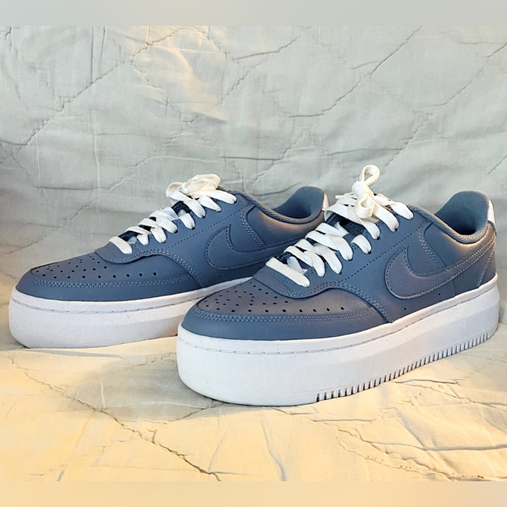 Women's Blue Sneakers